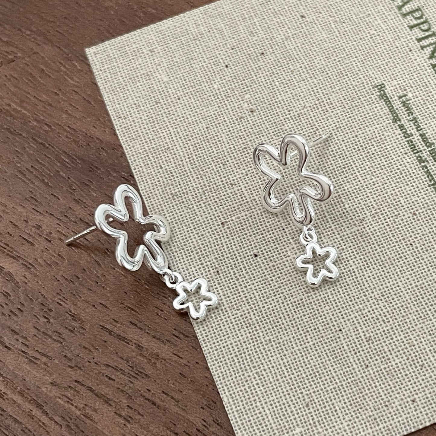 C2廠 韓系限量款鏤空花朵S925純銀耳環批發 折扣@洽客服 26.03.W3「XSE2406」