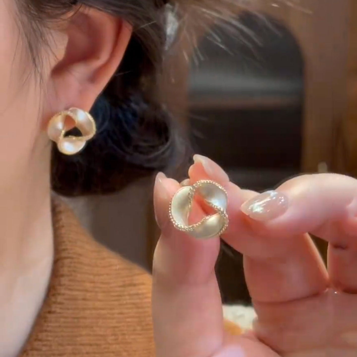 A2廠 韓國韓版鑲鑽螺旋花朵電鍍14K真金銀針耳環 批發 折扣@洽客服 25.10.W3「WE4779」