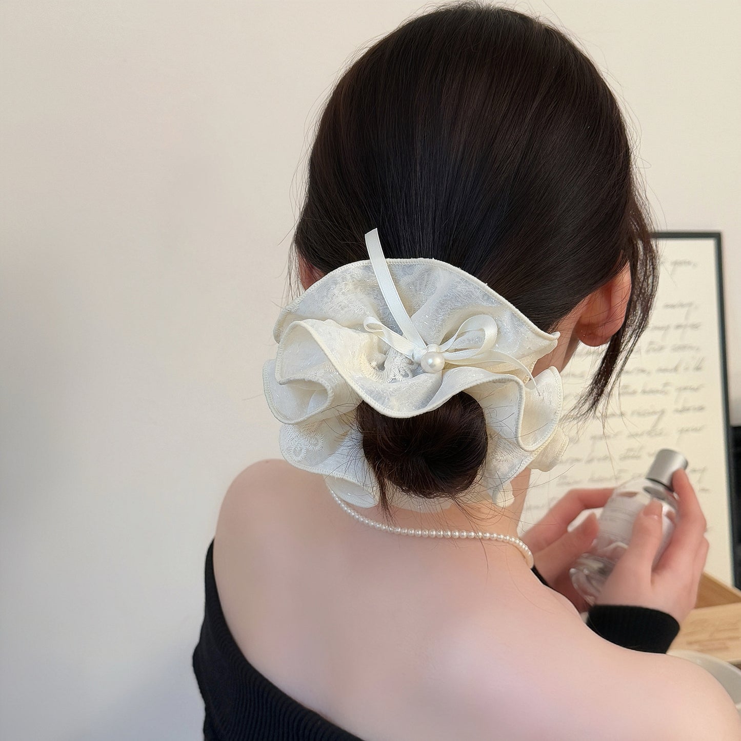 D廠 韓版米白色刺繡雙層頭花髮圈批發 折扣@洽客服 26.06.W1「FQ-1043」