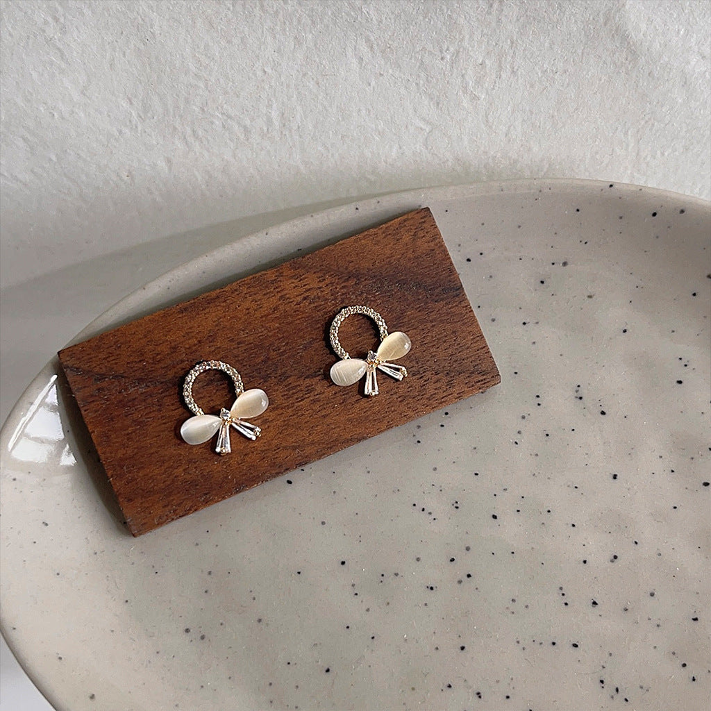 A廠 日韓款小巧貓眼石蝴蝶結銀針耳環 批發 折扣@洽客服 25.11.W4「852」