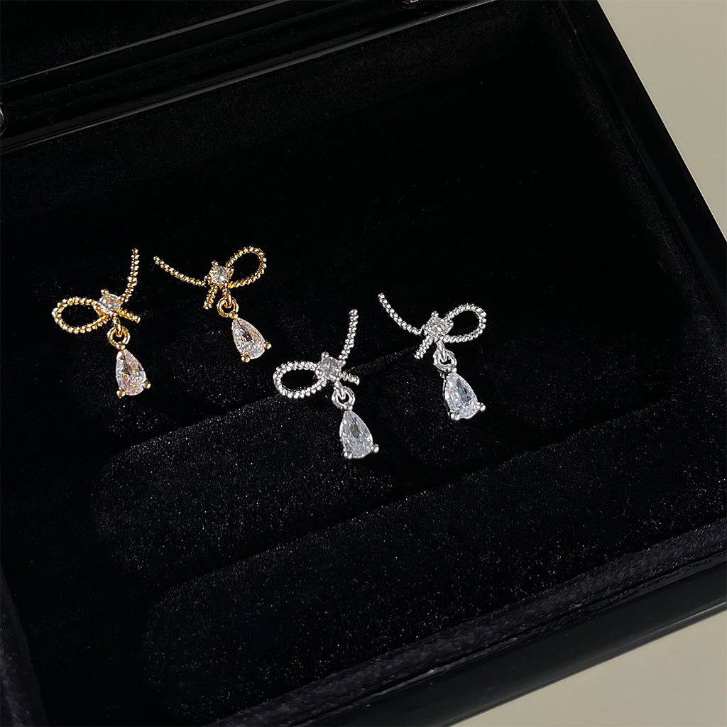 A廠 日韓款簡約小巧單邊蝴蝶結銀針耳環 批發 折扣@洽客服 25.11.W4「4826-4827」