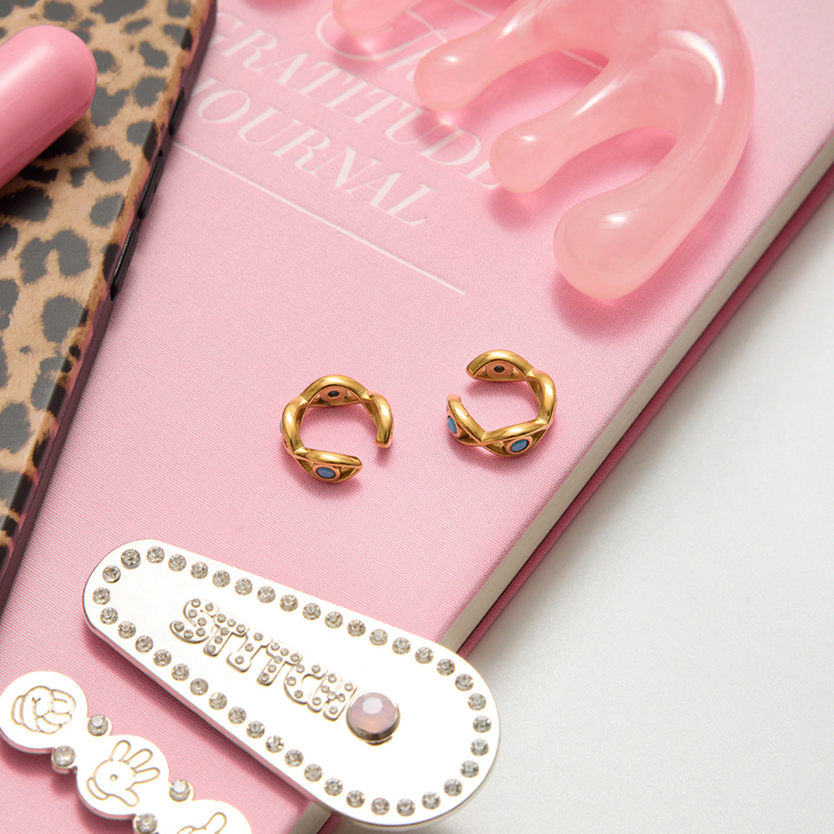 B廠 歐美款 GRACE 鈦鋼鍍18K金耳骨夾 批發 折扣@洽客服 25.11.W2  「JDE0307070」