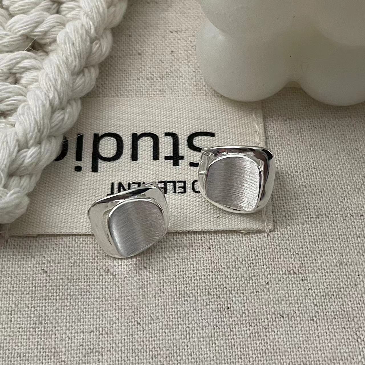 C2廠 韓國韓版雙層拉絲S925純銀耳環 批發 折扣@洽客服 25.11.W3「SE2512」