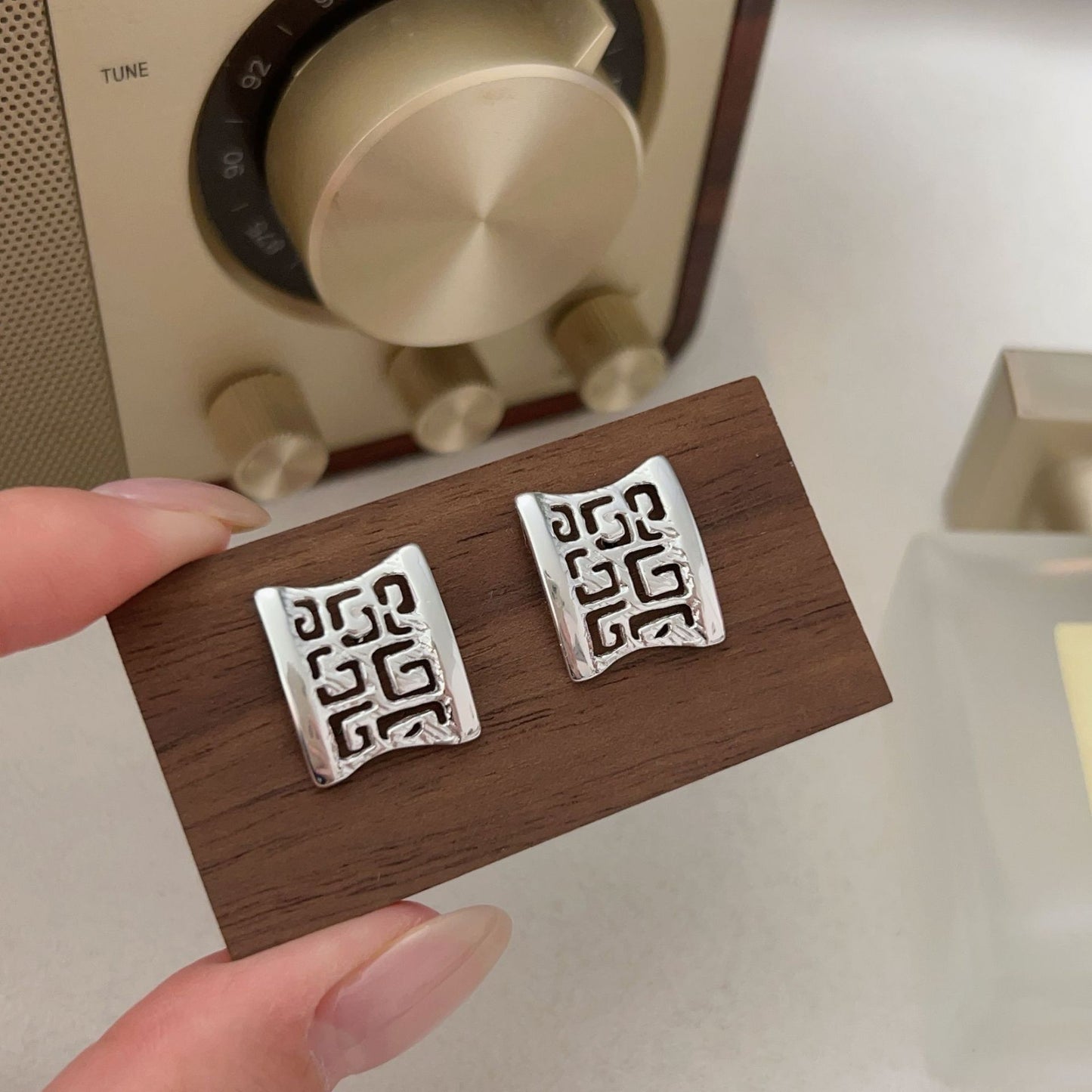 C3廠 韓版重工幾何鏤空S925純銀耳環 批發 折扣@洽客服 25/11.W4「hes420」