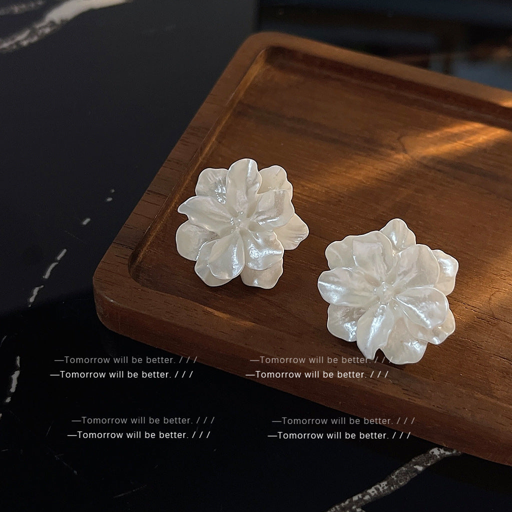 A廠 日韓白色山茶花銀針耳環批發 折扣@洽客服 26.03.W3「1841」