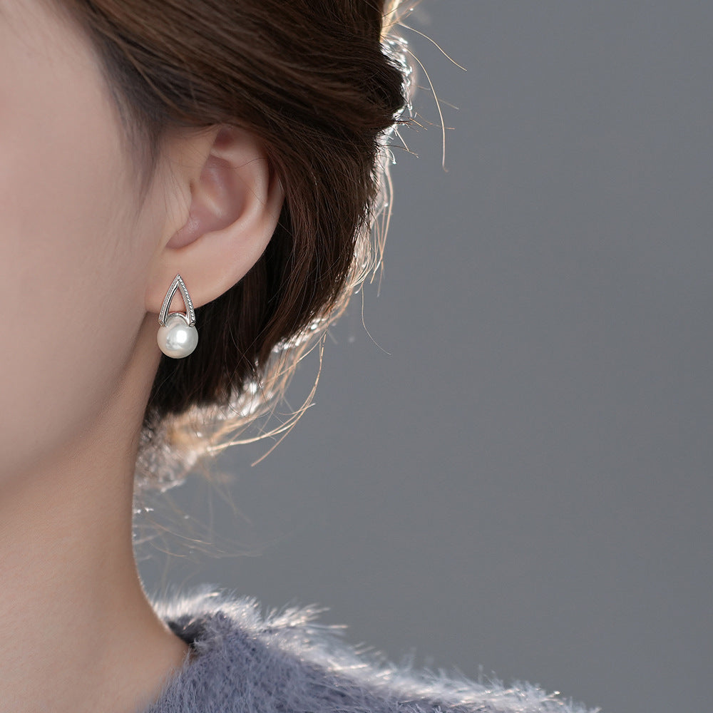 C廠 韓國韓版馬蹄扣玻璃珍珠S925純銀耳環 批發 折扣@洽客服 25.10.W5「E5360」