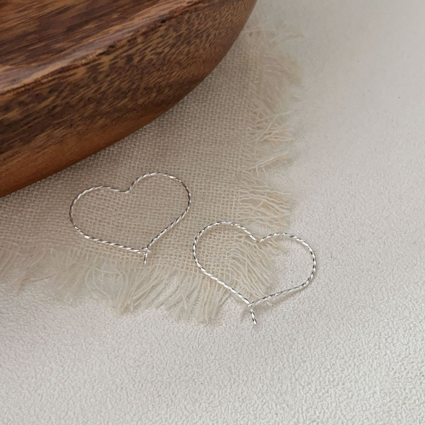 C3廠 韓國韓版線條愛心S925純銀耳環 批發 折扣@洽客服 25.11.W1「ES039-1」