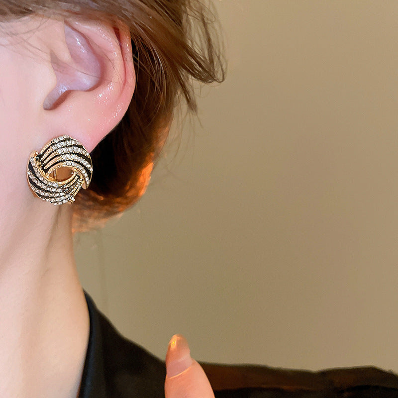 A2廠 韓國韓版復古鑲鑽不規則幾何形銀針耳環 批發 折扣@洽客服 25.11.W1「WE1887」