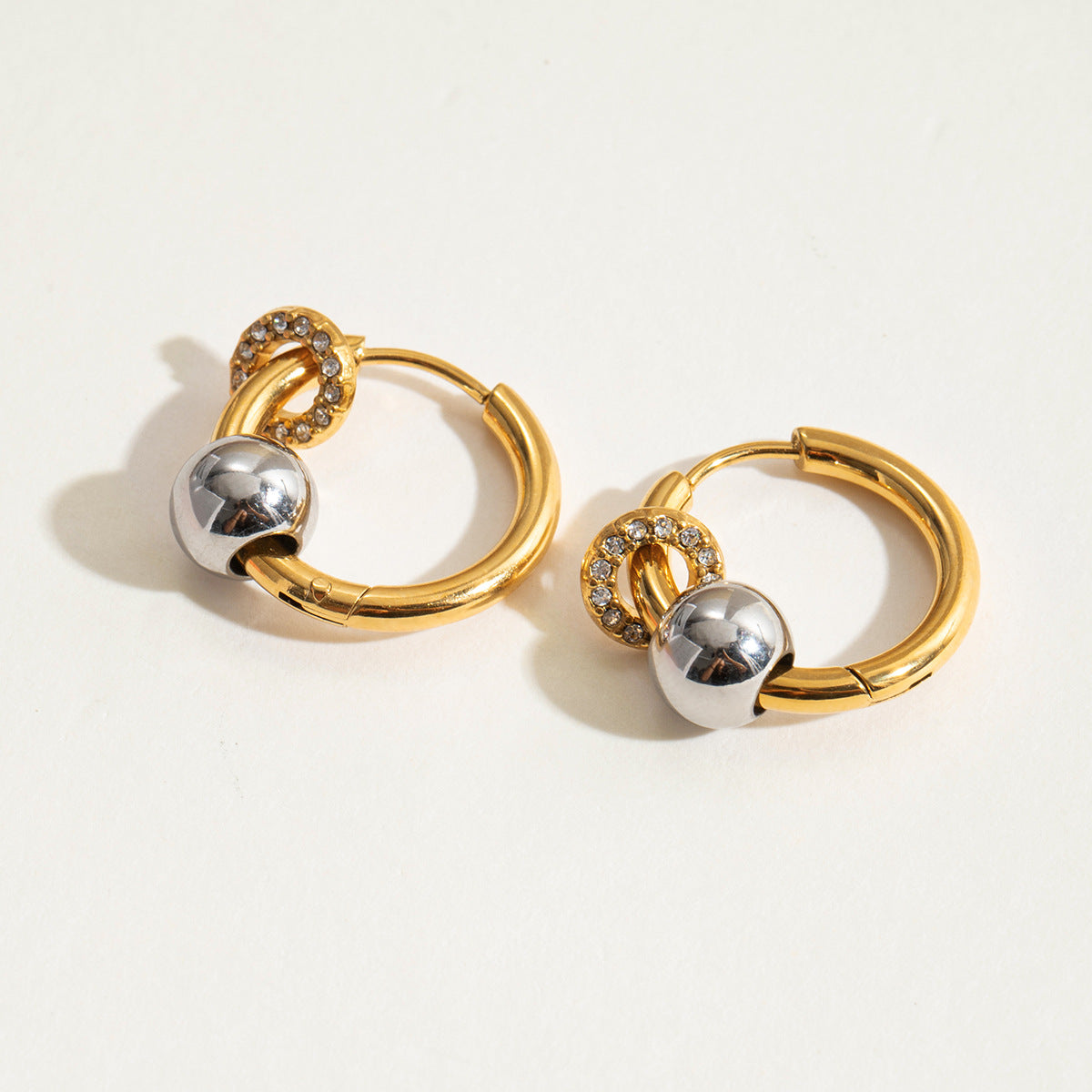 B廠 歐美款 NOVA 鈦鋼鍍18K金耳環 批發 折扣@洽客服 25.11.W2 「JDE0307047-PS」