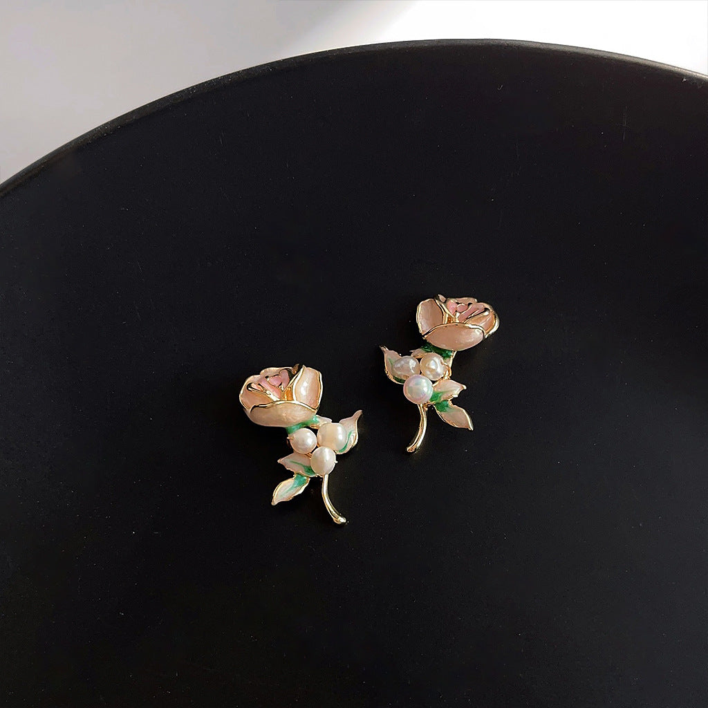 A廠 韓系滴油玫瑰花朵淡水珍珠環保銅銀針耳環批發 折扣@洽客服 26.03.10「2199」