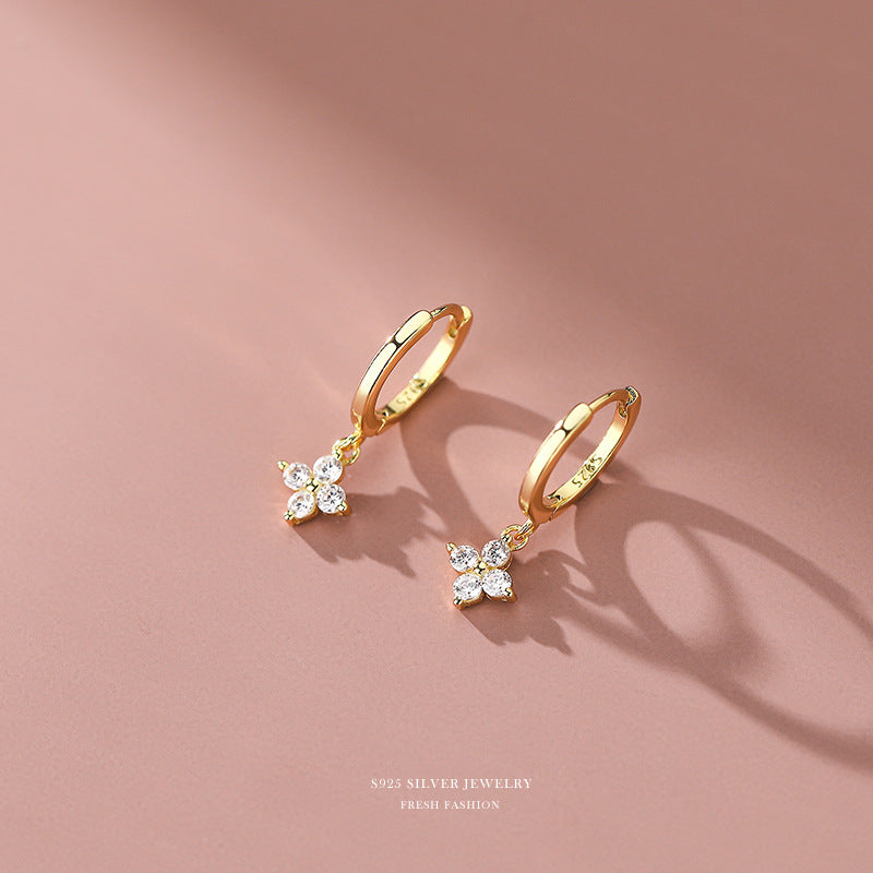 C廠 韓國韓版氣質鑲鑽四葉花S925銀耳環批發 折扣@洽客服 26.03.W2「E2331」