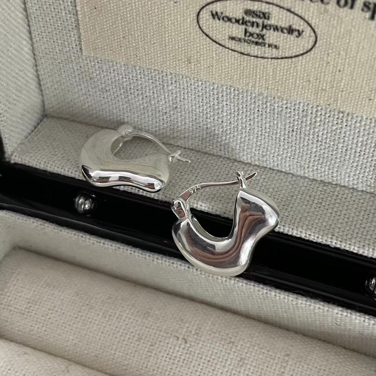 C2廠 韓國韓版異形質感S925純銀耳環 批發 折扣@洽客服 25.11.W1「SE2501」