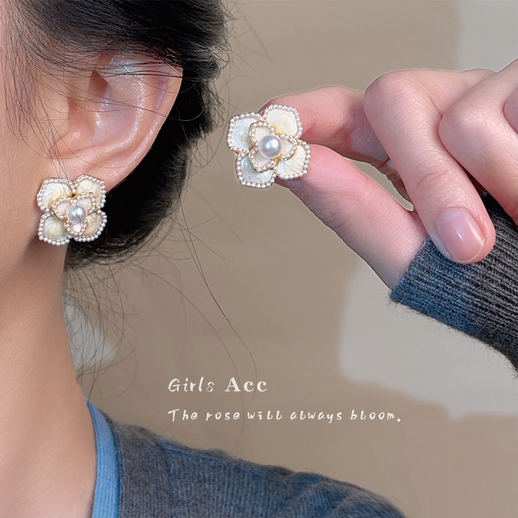 A廠 日韓款 小香風珍珠山茶花銀針耳環 批發 折扣@洽客服 25.11.W1「C-194」