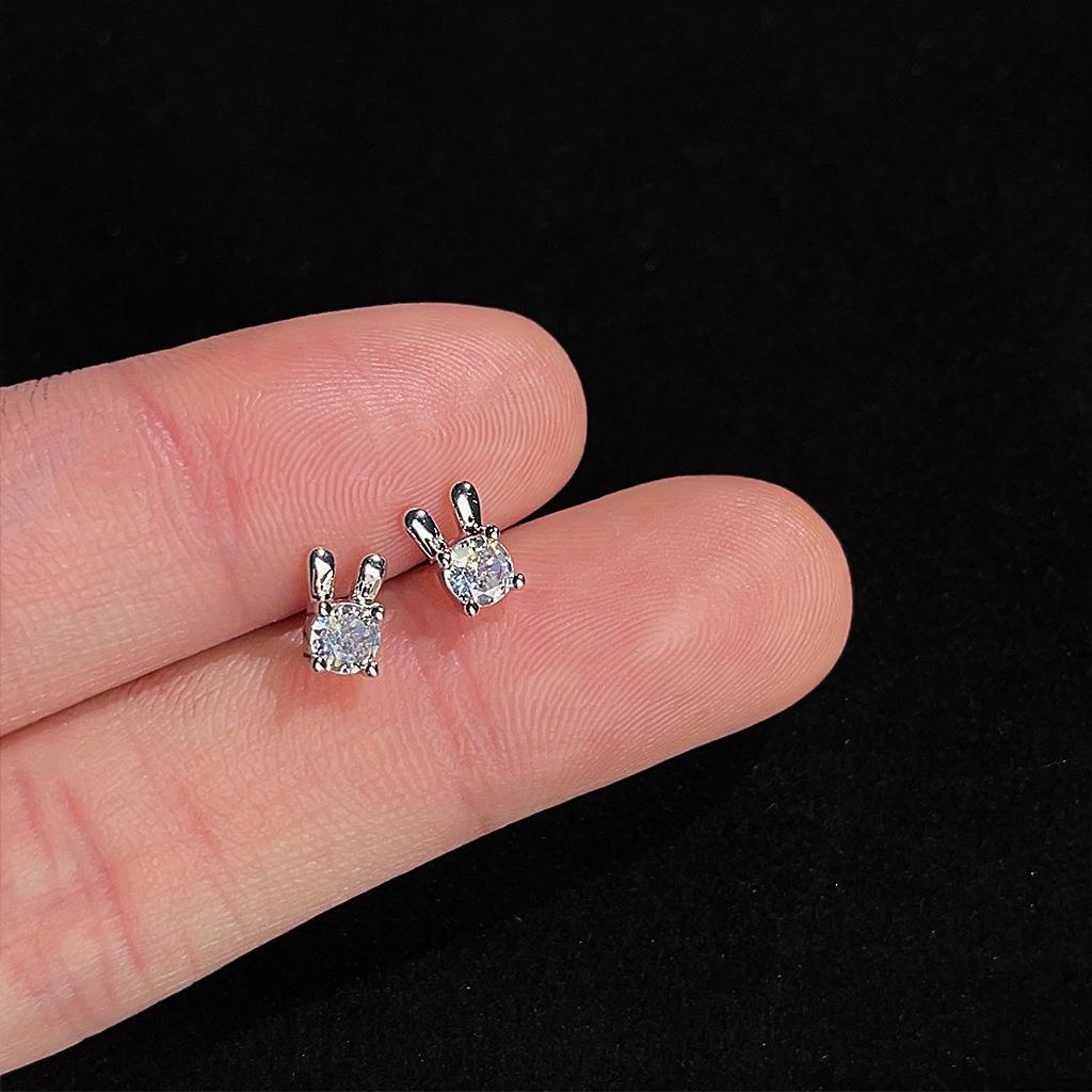 A廠 韓系鋯石小兔子環保銅銀針耳環批發 折扣@洽客服 26.03.10「B-425」