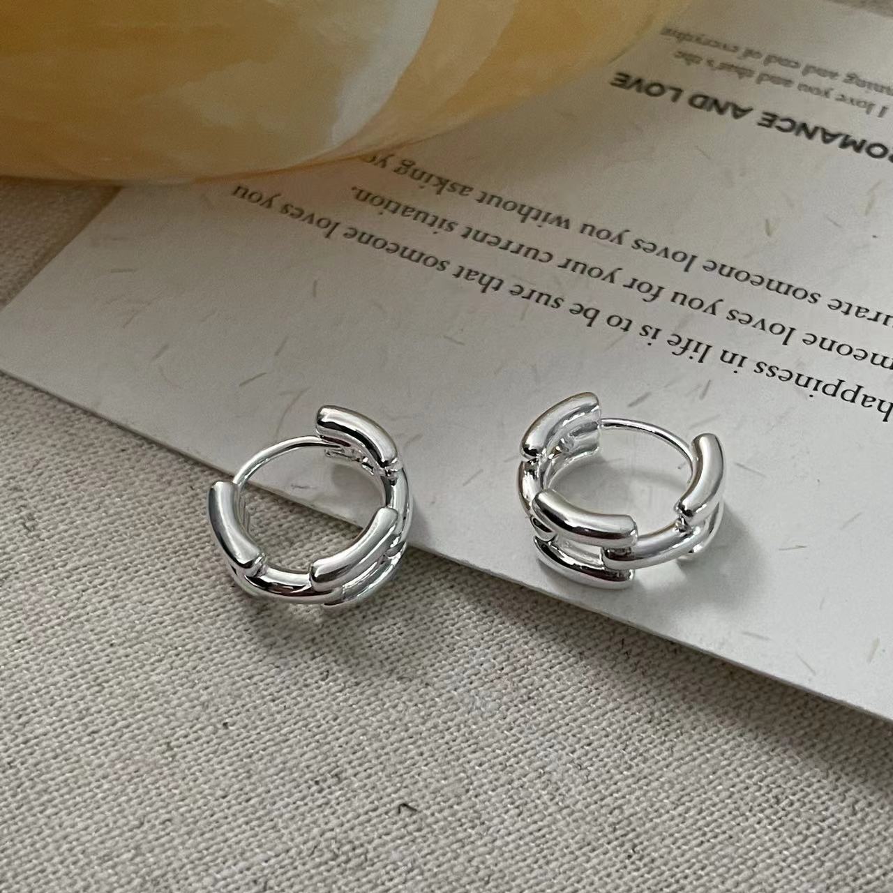 C2廠 韓國韓版幾何交錯線條S925純銀耳環 批發 折扣@洽客服 25.10.W5「SE2500」