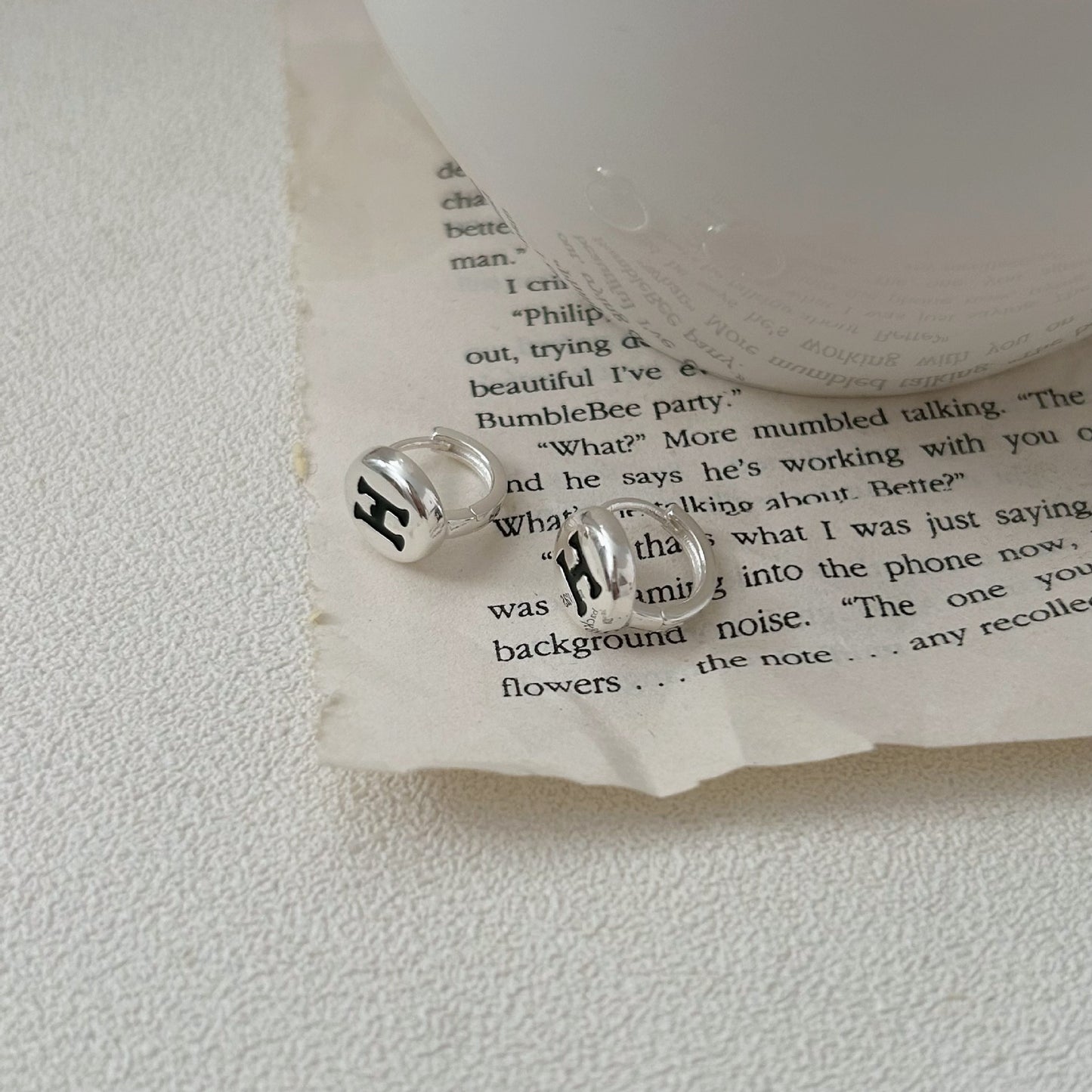 C3廠 韓版重工H字母S925純銀耳環 批發 折扣@洽客服 25/11.W4「hes414」