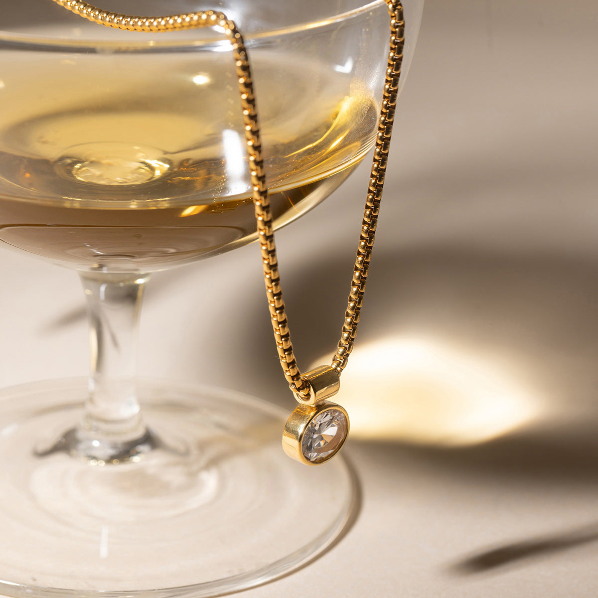 B廠 歐美款 個性白色蛋形鋯石鈦鋼鍍18K金項鍊 批發 折扣@洽客服 26.03.W1「JDN0312212」